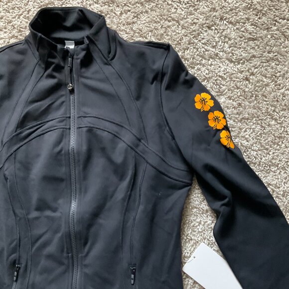 LULULEMON DEFINE JACKET LUON EXCLUSIVE HAWAII COLLECTION, HIBISCUS FLOWERS. BLAC - Picture 4 of 12